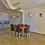 Sunny Villa Aqua