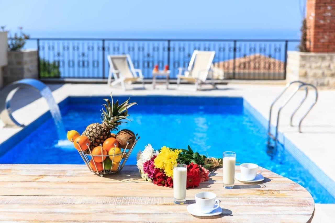Sunny Aqua * Budva