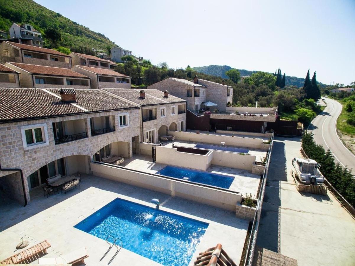 Sunny Aqua Villa Budva